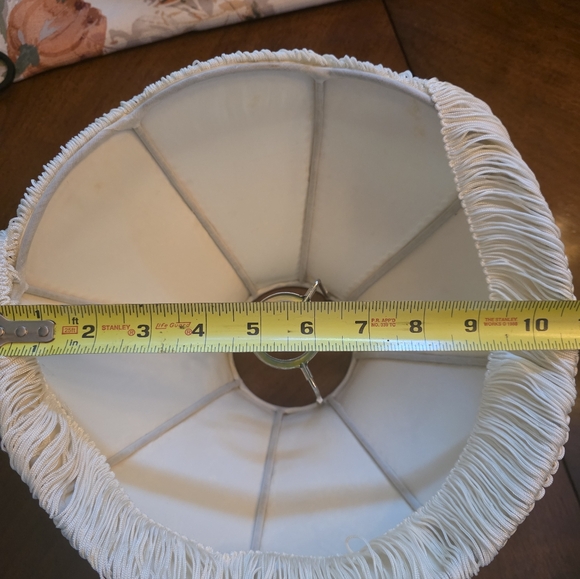 Elegant Cream Table Lamp with Fringe - Picture 15 of 16